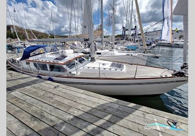 CR 400DS  Sejlbåd 2002, med Volvo Penta D2-55 motor, Sverige