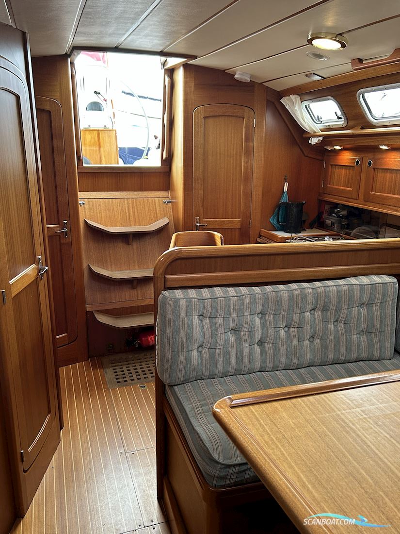 CR YACHTS 390