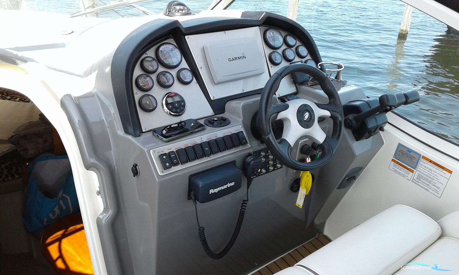 Cruisers Yachts 300 Cxi Express