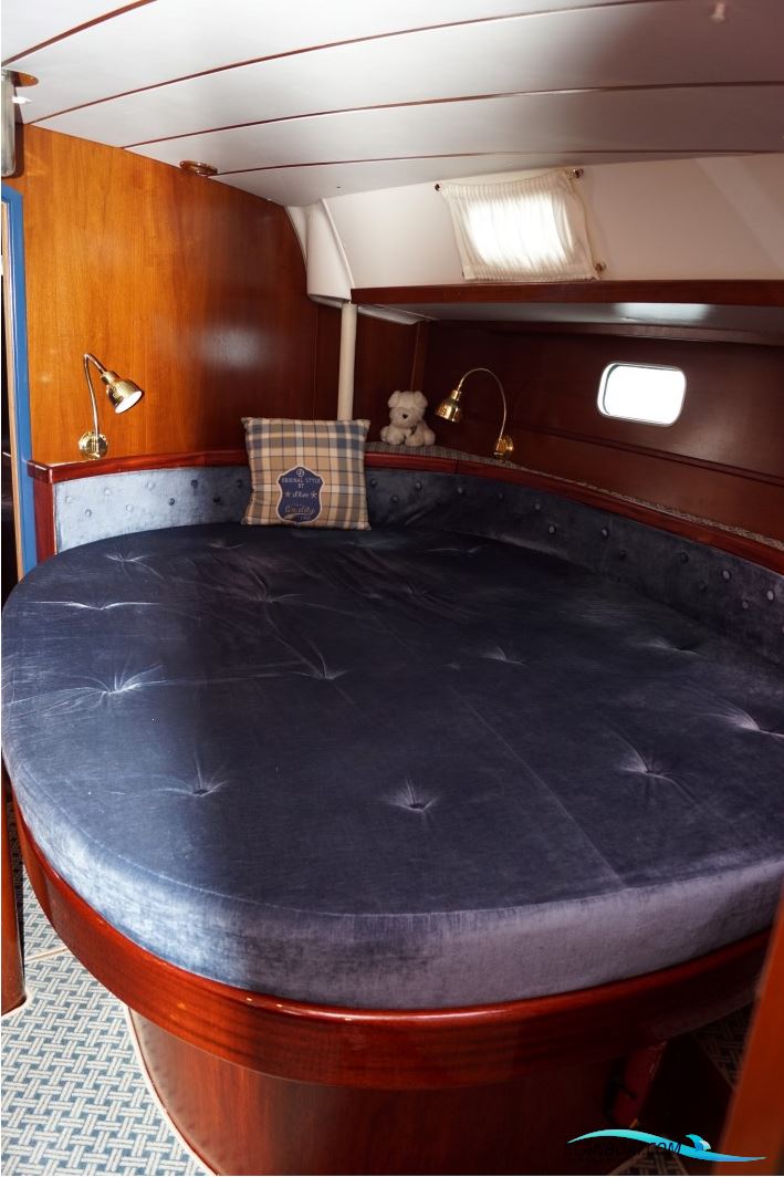 Custom Build 50 Feet Decksalon Yacht