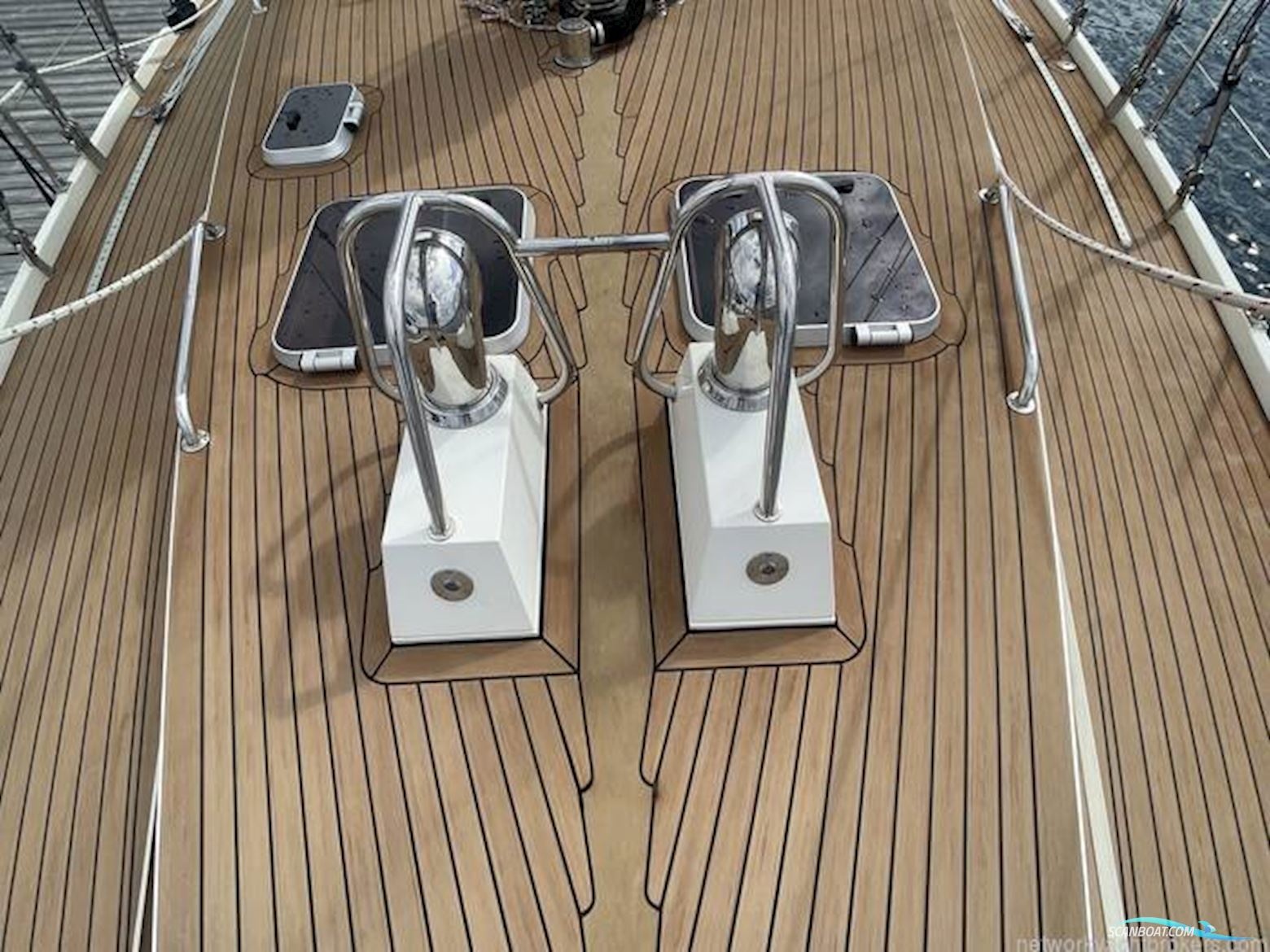 Custom Built High Latitude S542