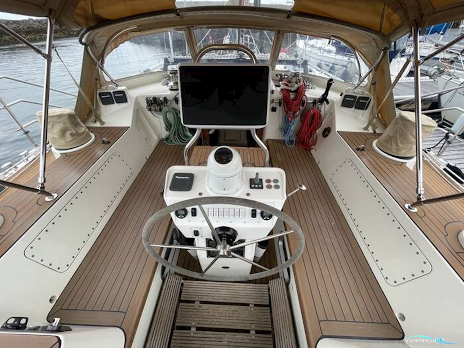 Custom Built High Latitude S542