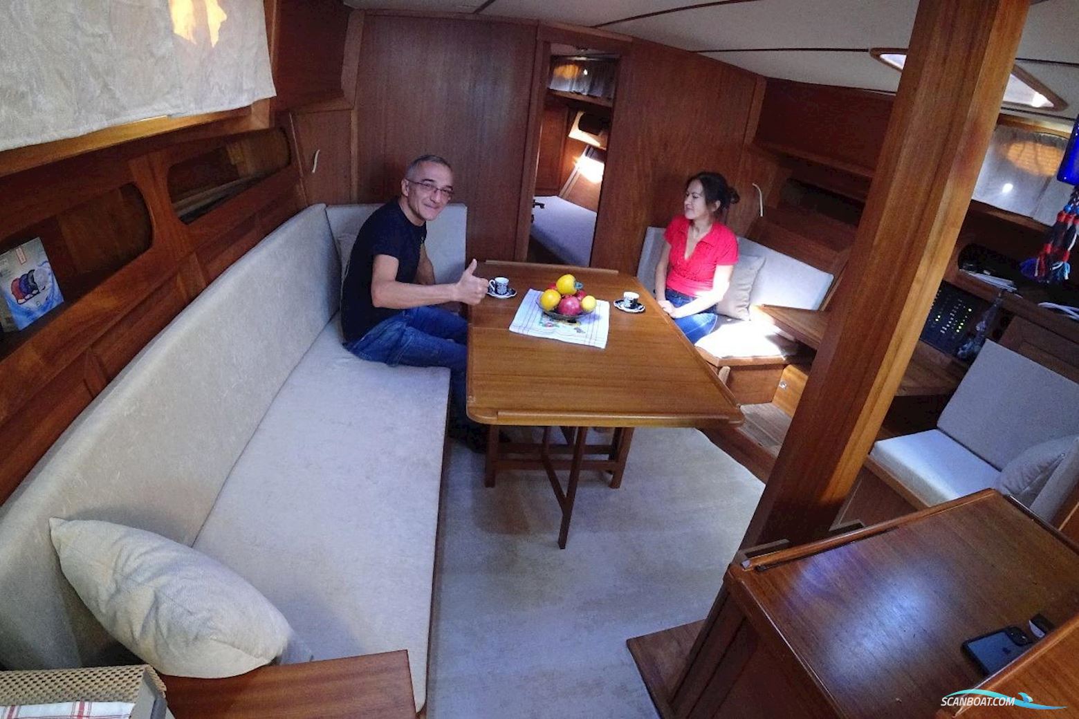 Custom Built Hout bay 40