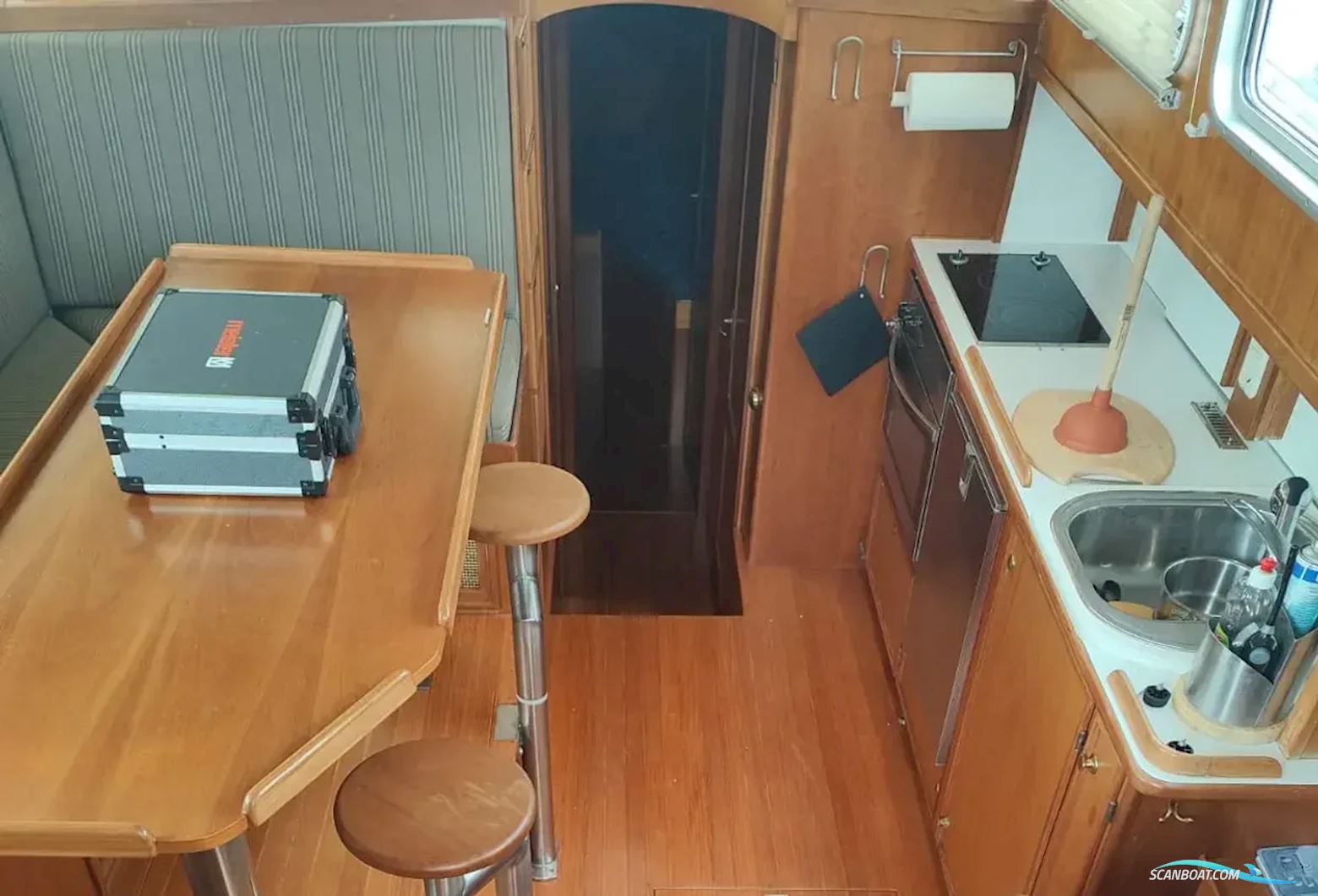 CUSTOM Steel Pilothouse