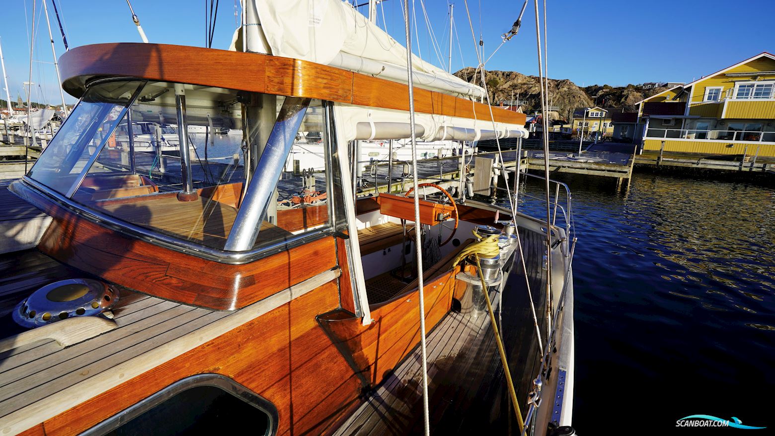 De Vries Lentsch 57 Classic Ketch