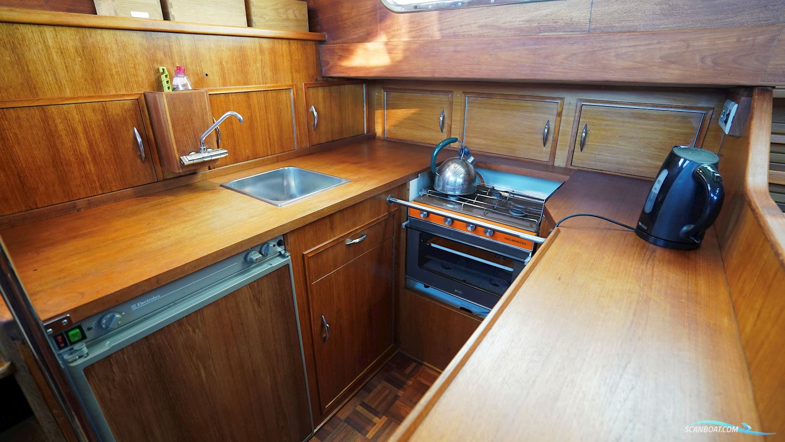 De Vries Lentsch 57 Classic Ketch