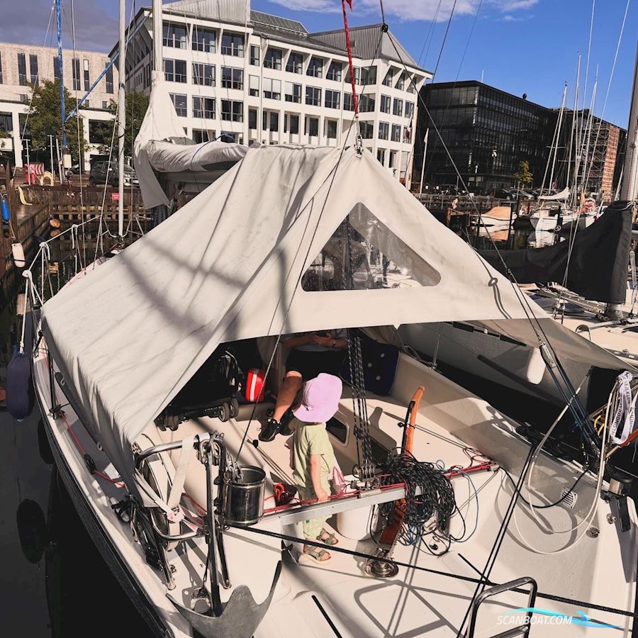 Dehler 33 CR Sejlbåd 1996, med Yanmar 2GM20 motor, Sverige