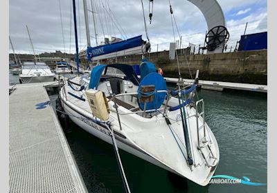 Dehler 34 Sejlbåd 1992, med Yanmar 3GM30 motor, England