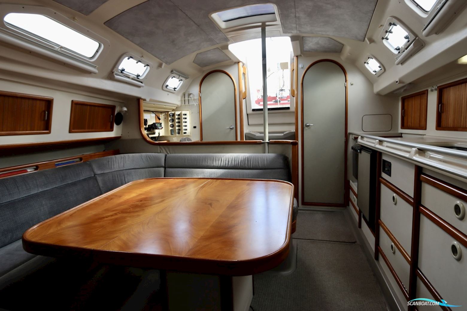 Dehler 36 CWS topline