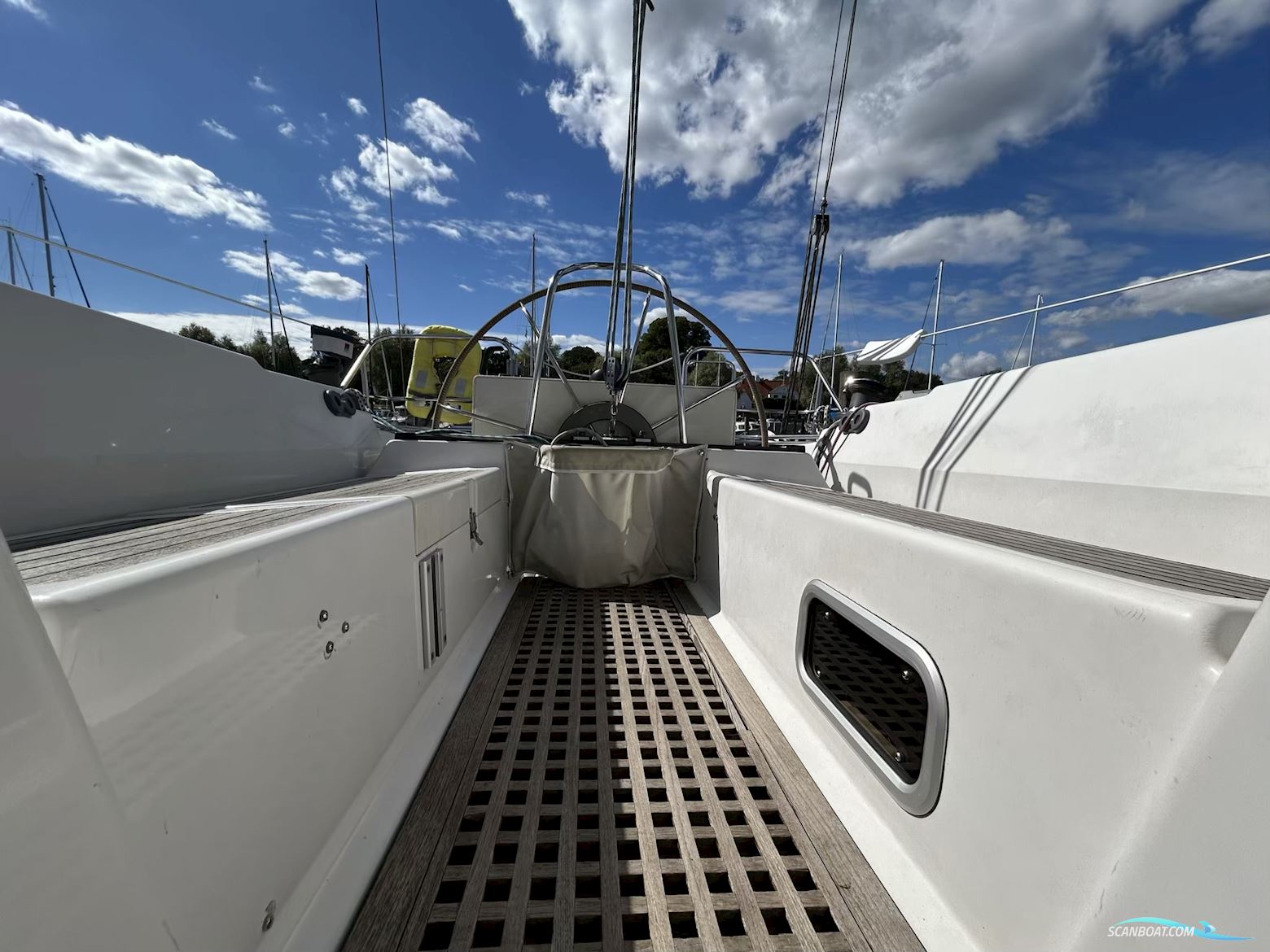 Dehler 37 Cruising (1996)