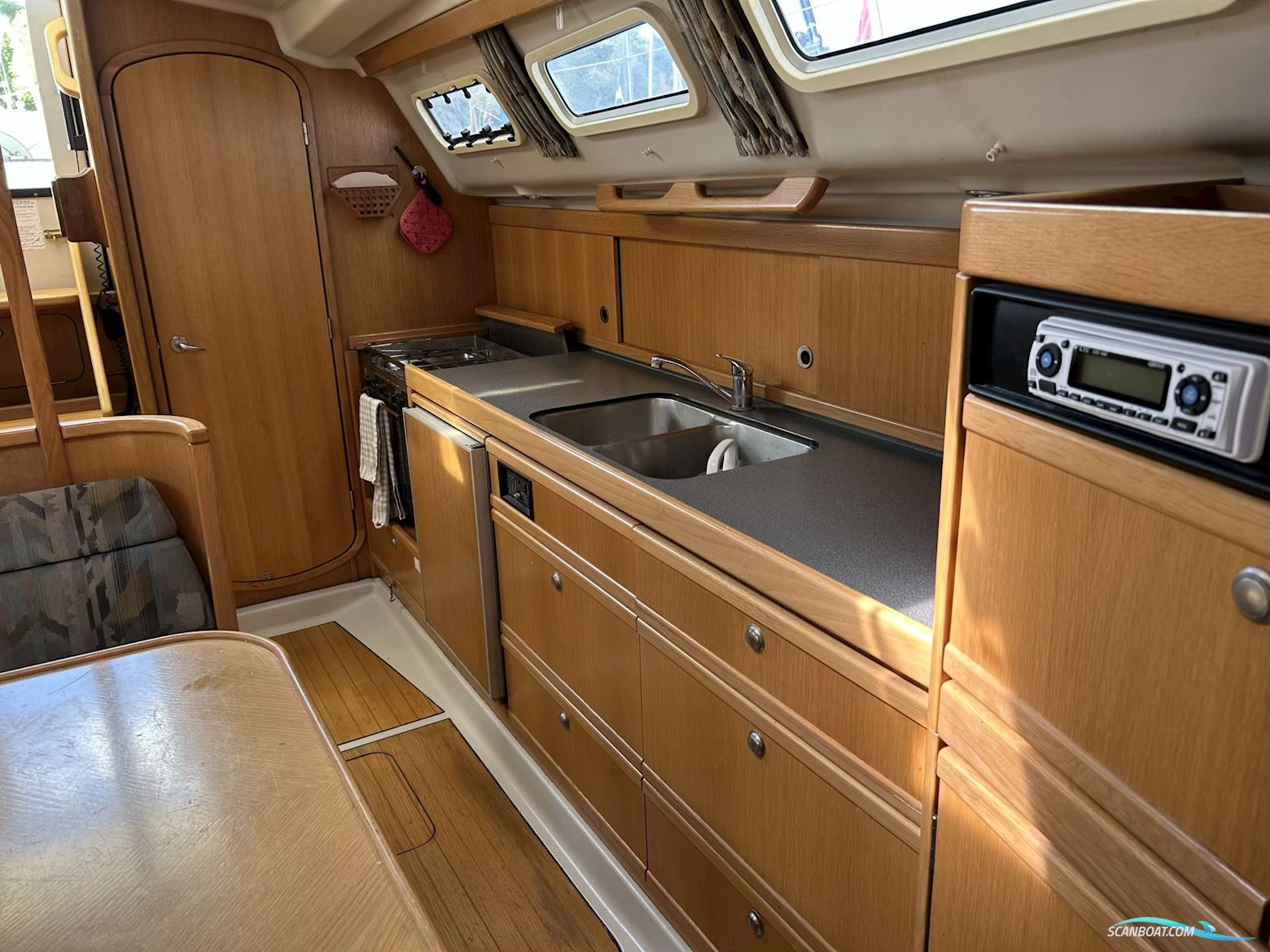 Dehler 37 Cruising (1996)