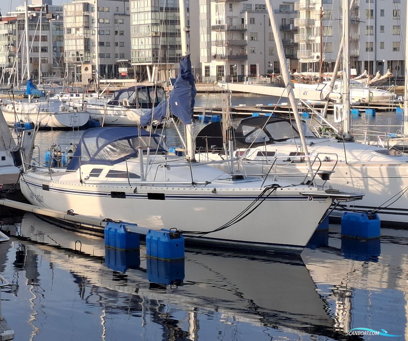 Diva 39 Sejlbåd 1982, med Yanmar 2GM20 motor, Sverige