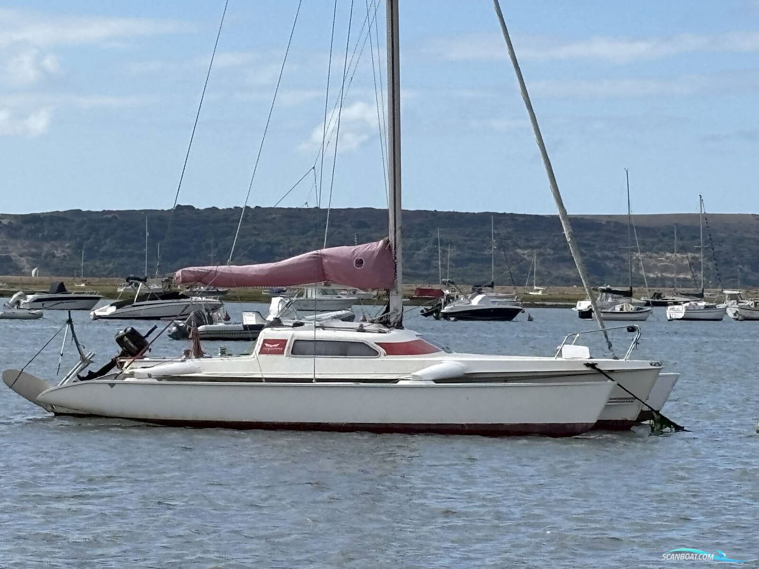 Dragonfly 800 Sejlbåd 1992, med tohatsu motor, England