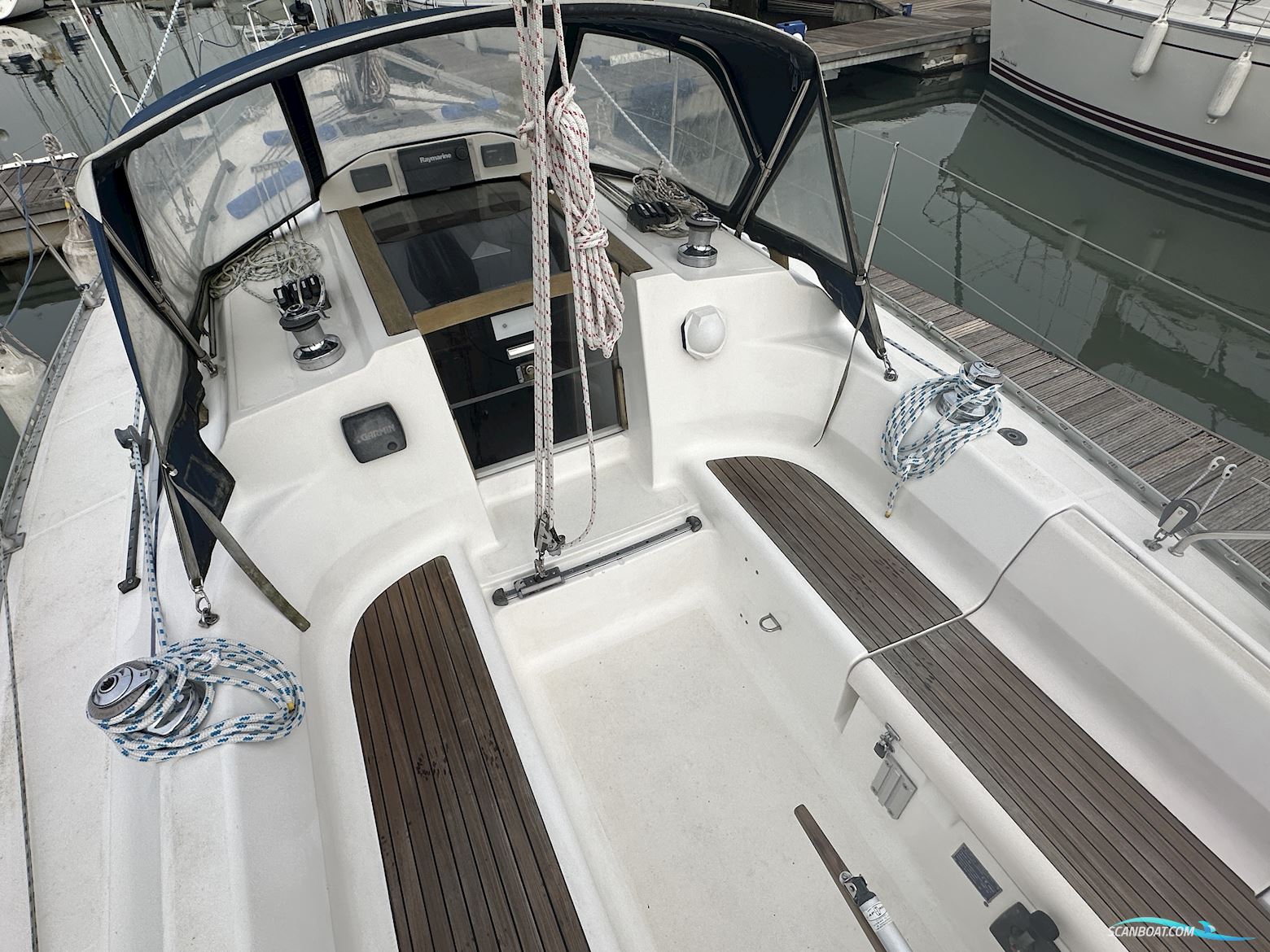 Dufour  32 Classic