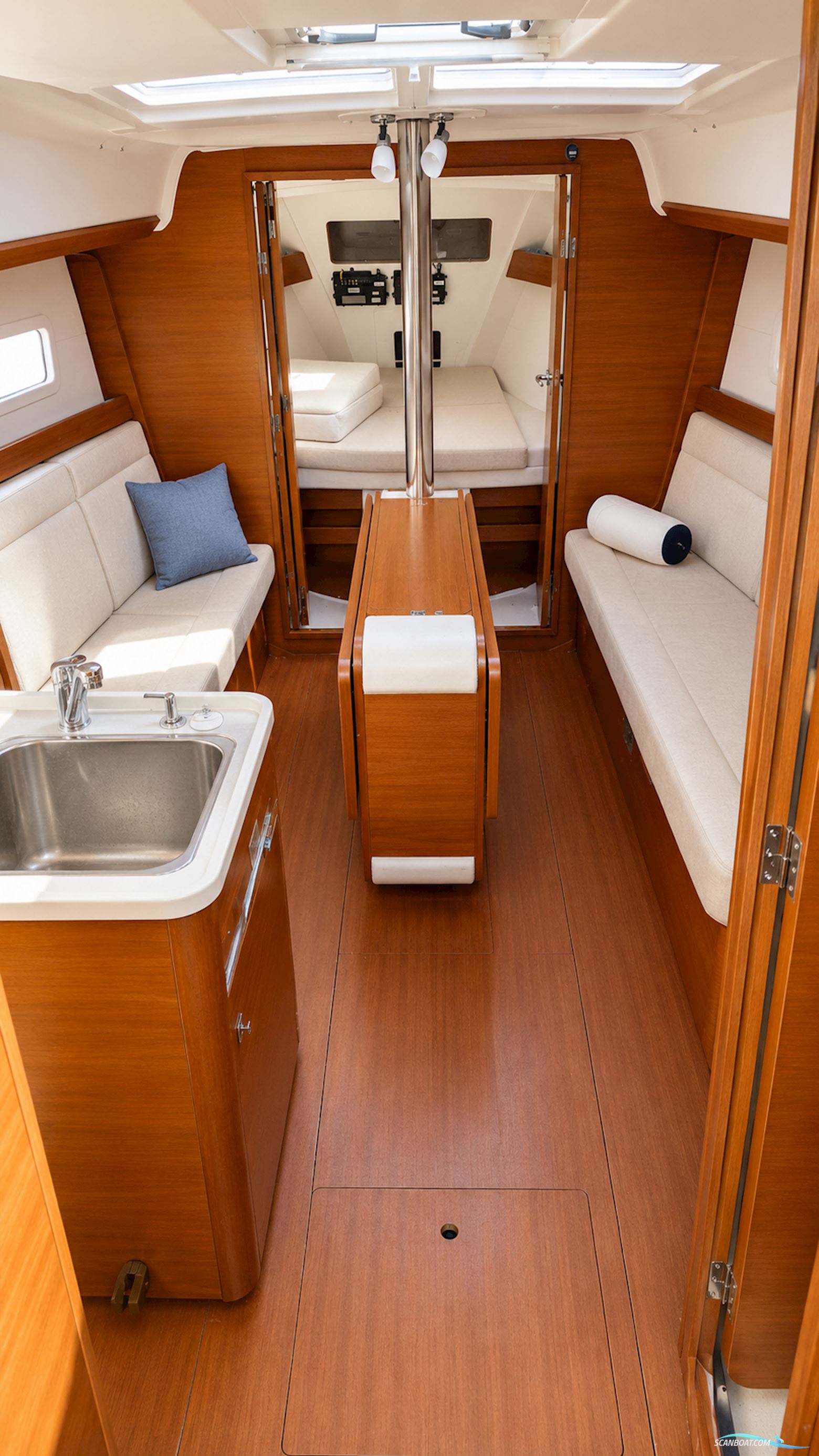 Dufour 310 Grand Large