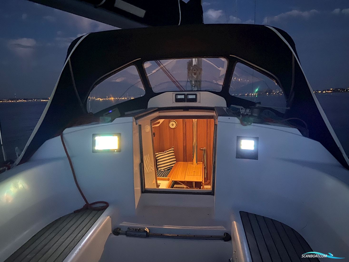 Dufour 32 Classic