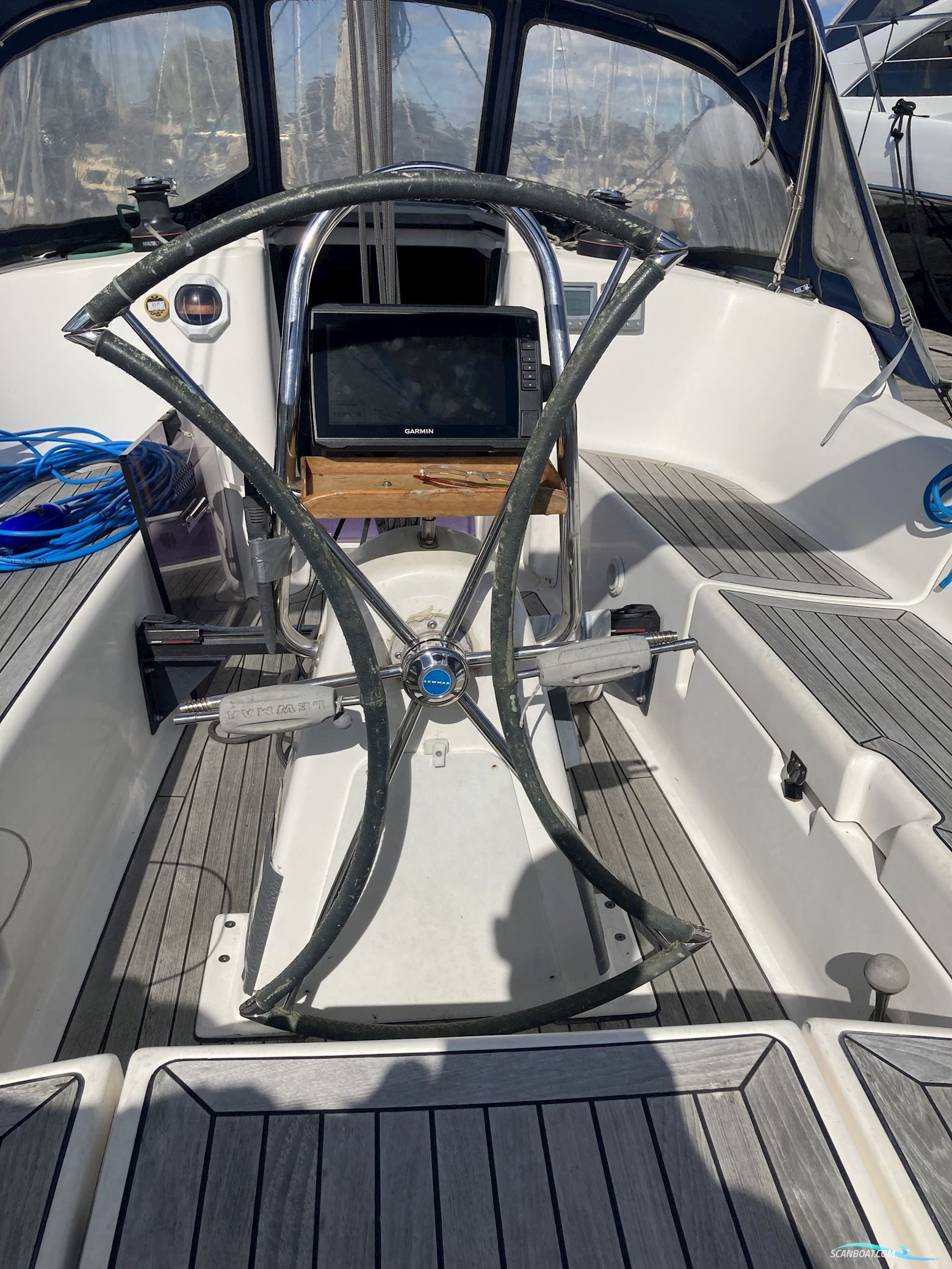 Dufour 325 Grand Large