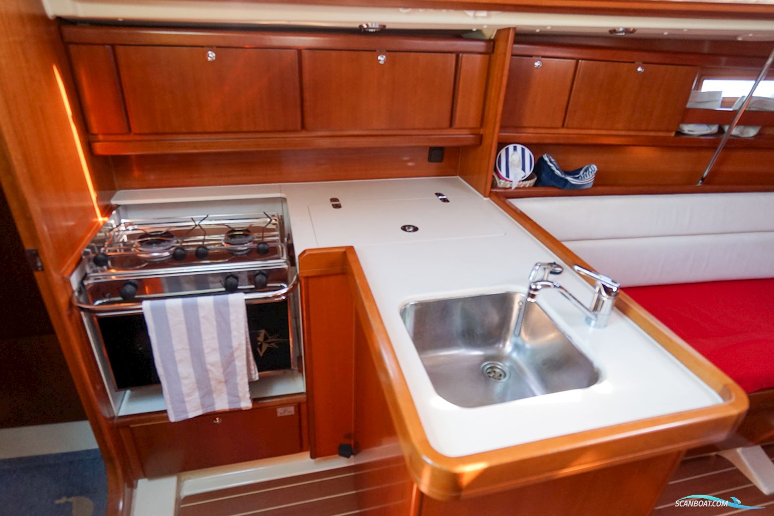 Dufour 325 Grand Large