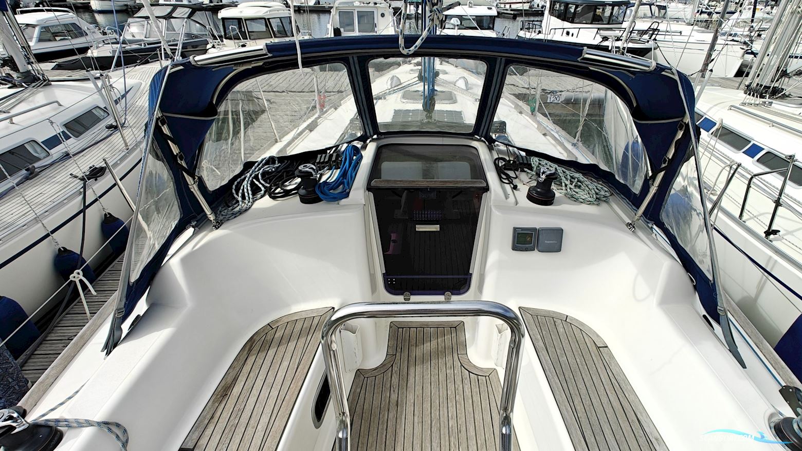 Dufour 325 Grand Large