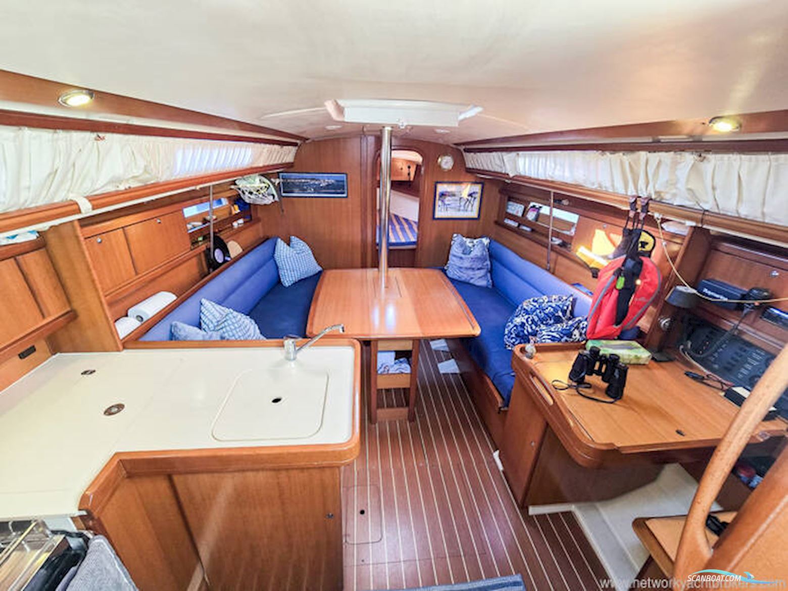 Dufour 325 Grand Large
