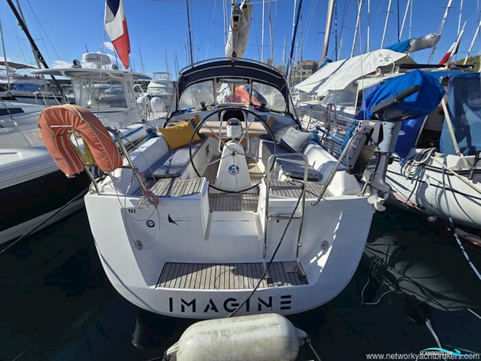 Dufour 325 Grand Large