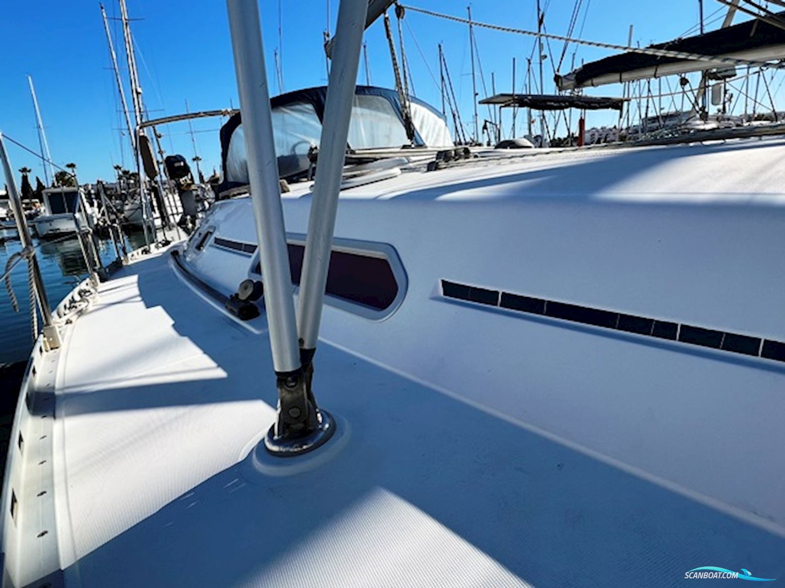 Dufour 36 Classic