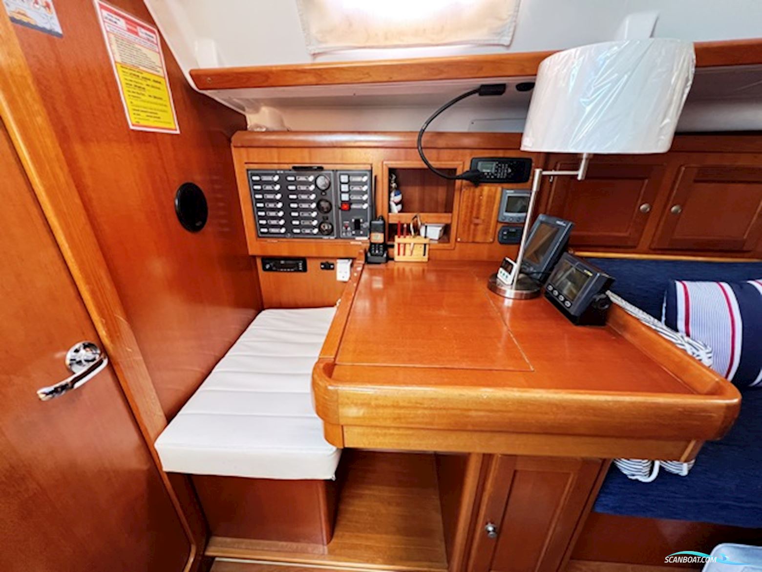Dufour 36 Classic