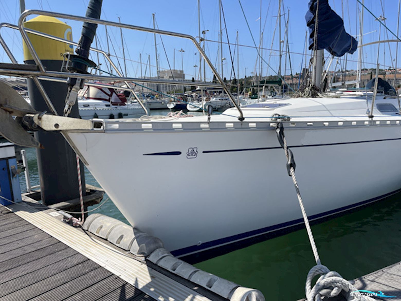 Dufour 38 Classic