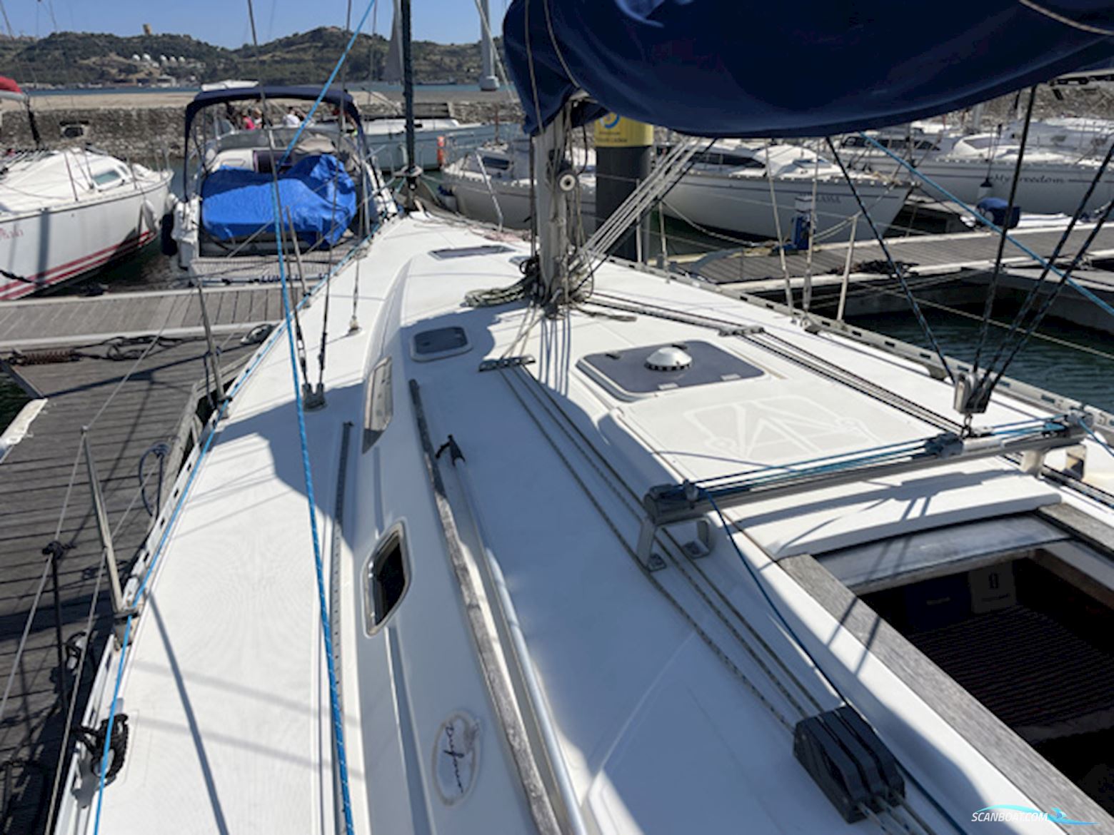 Dufour 38 Classic