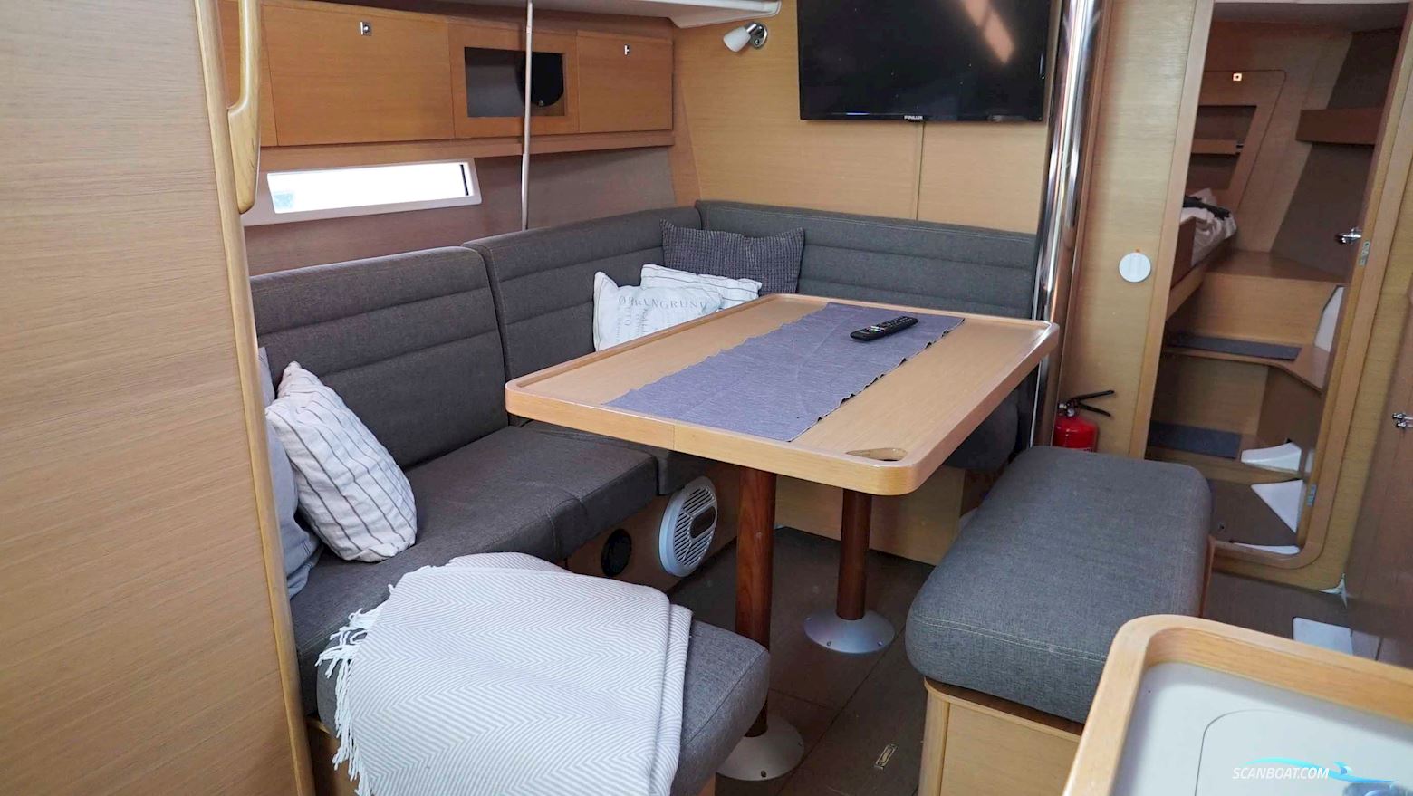 Dufour 380 Grand Large