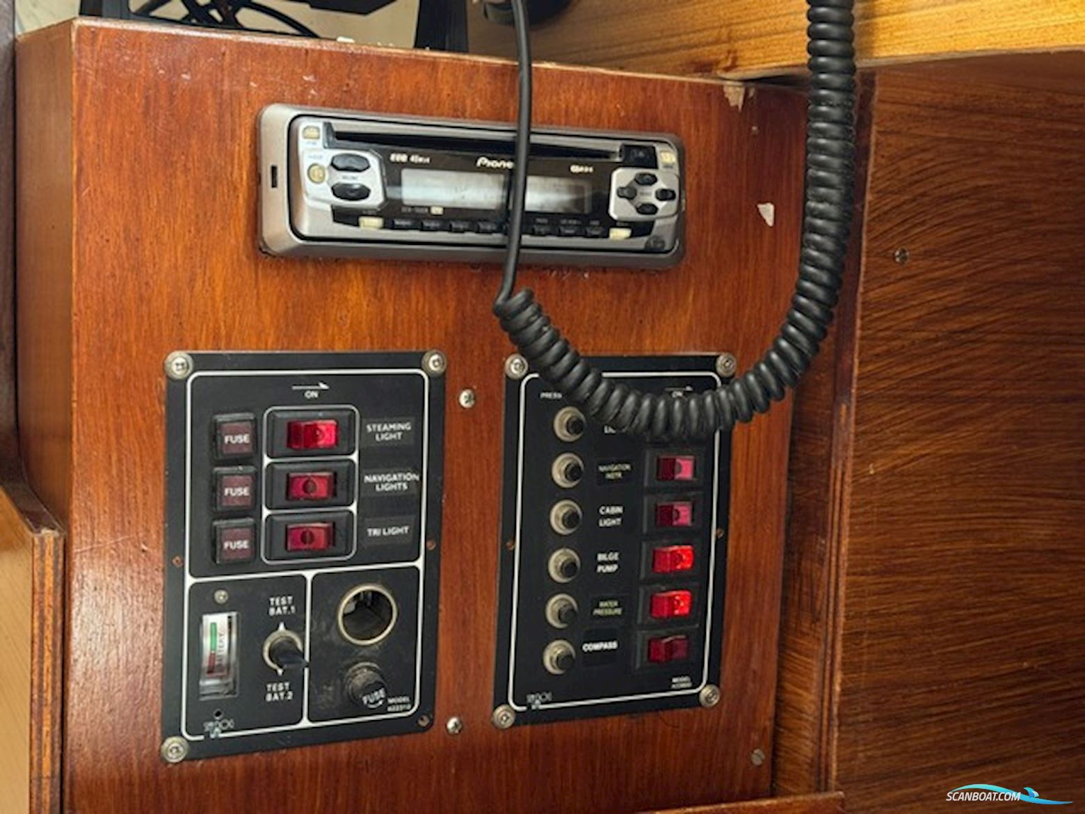 Dufour 3800