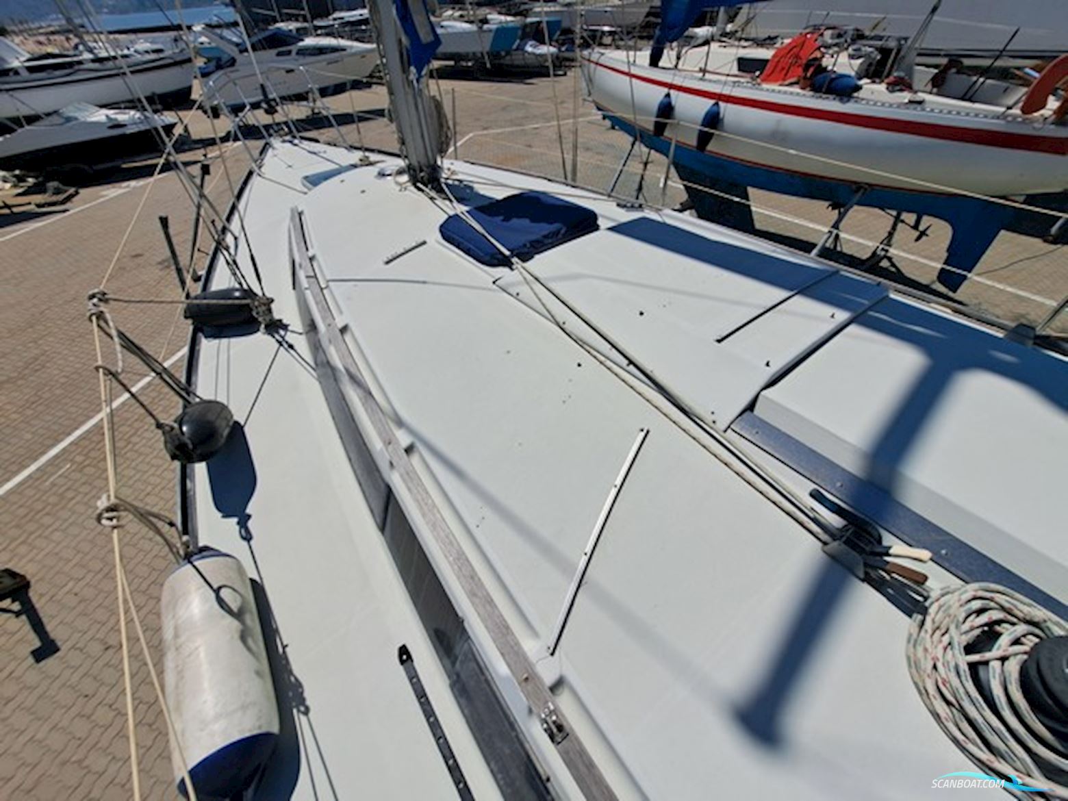 Dufour 3800