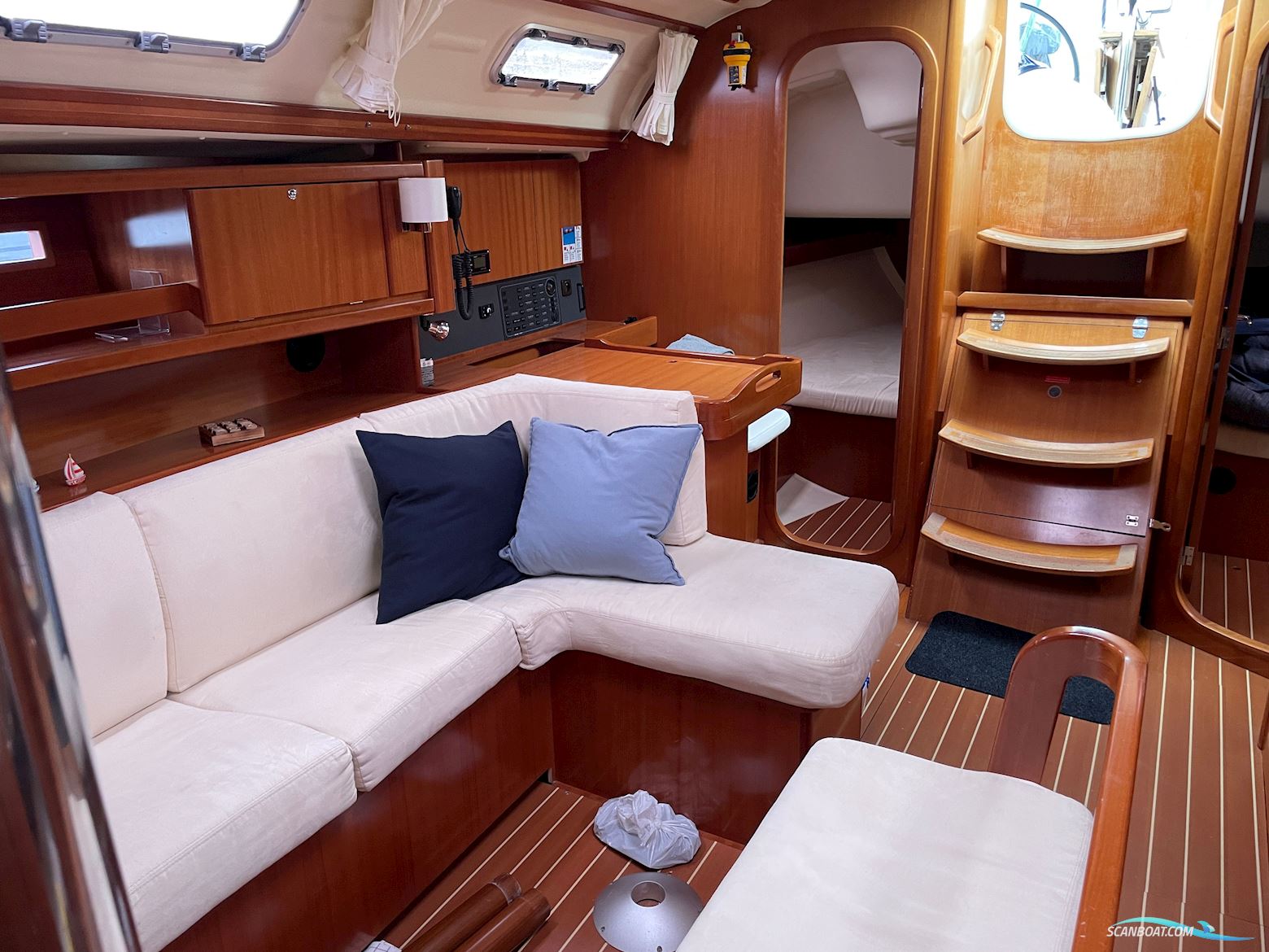 Dufour 385 GL