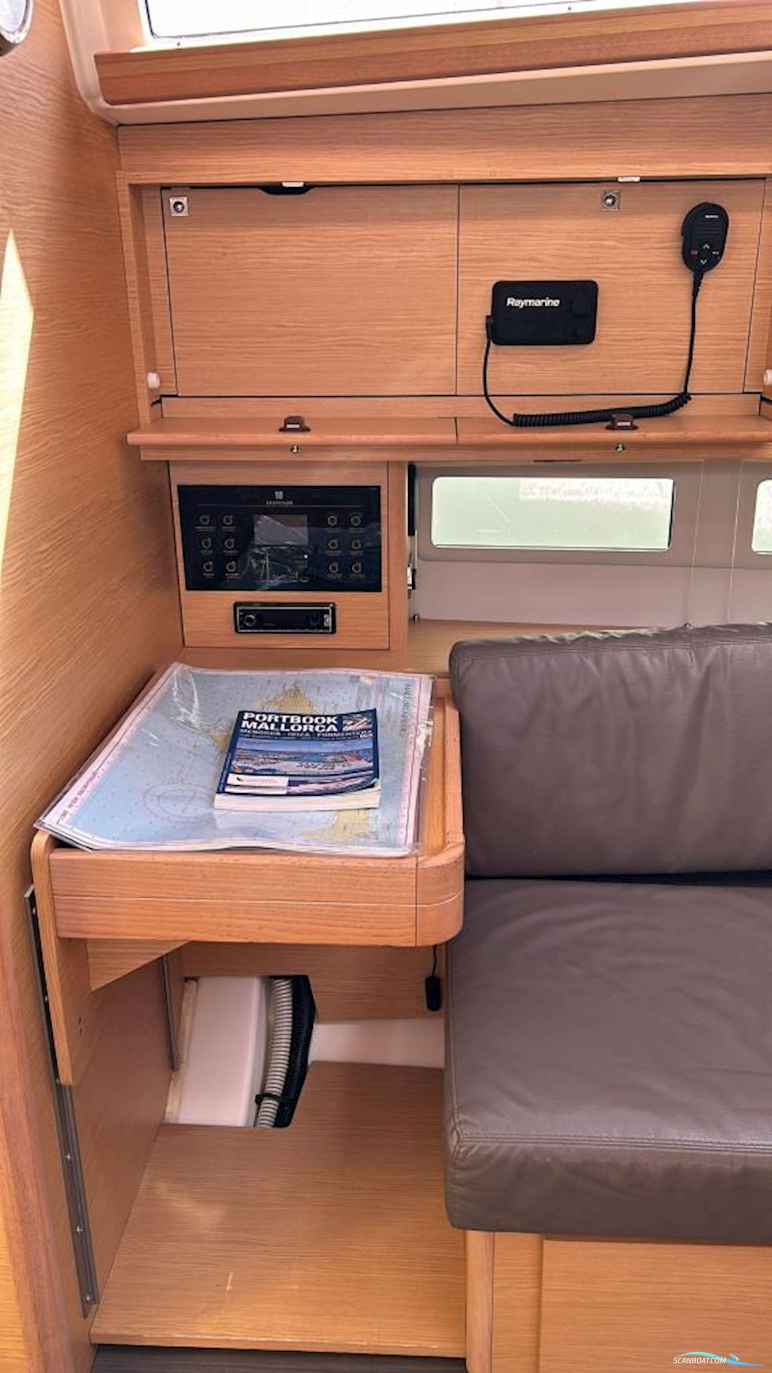 Dufour 390 Grand Large