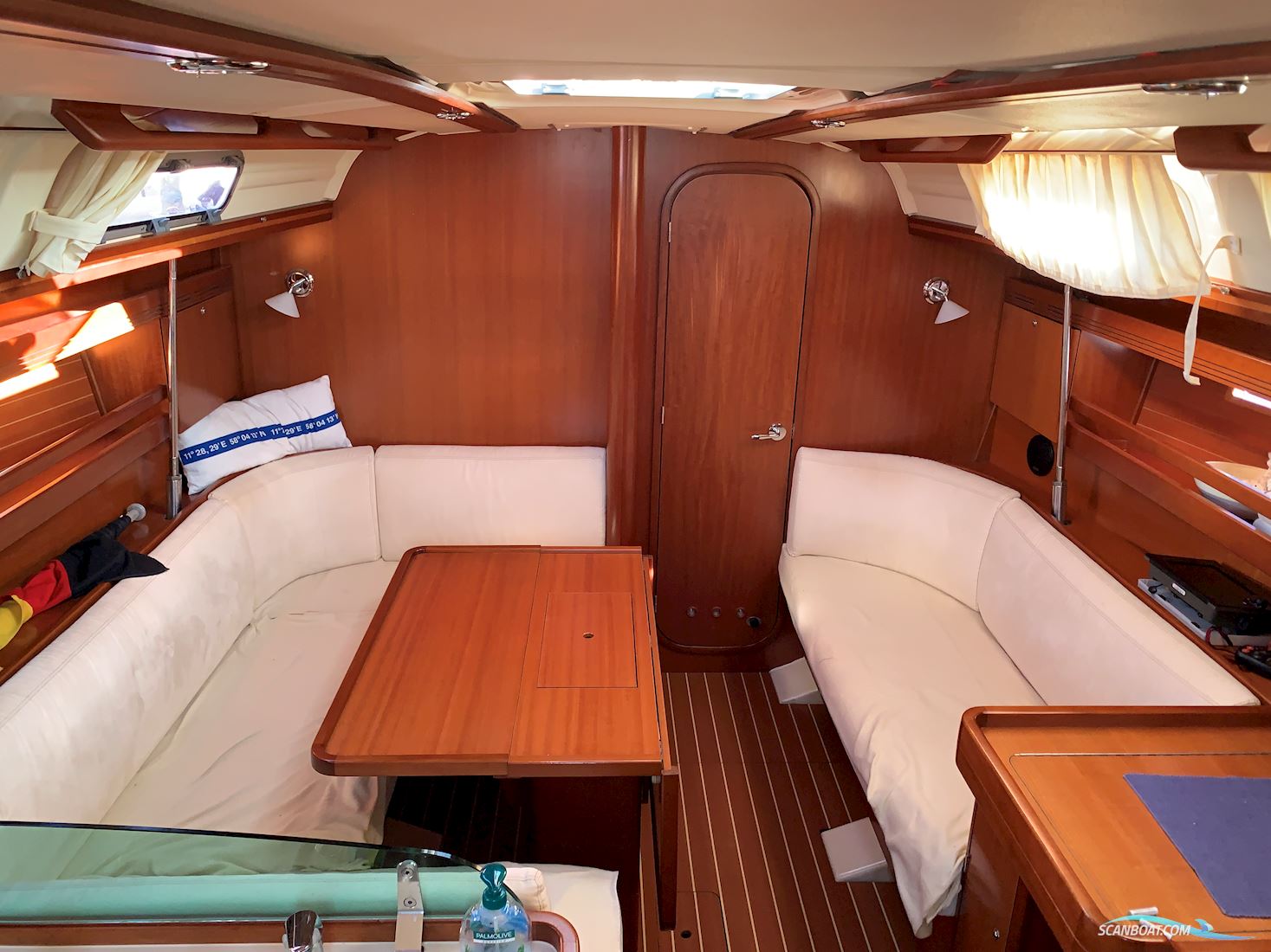 Dufour 40 Performance