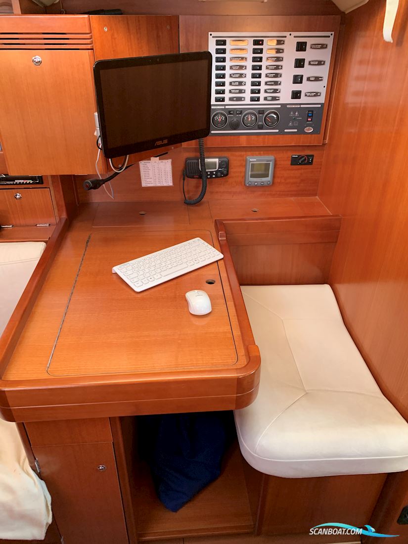 Dufour 40 Performance