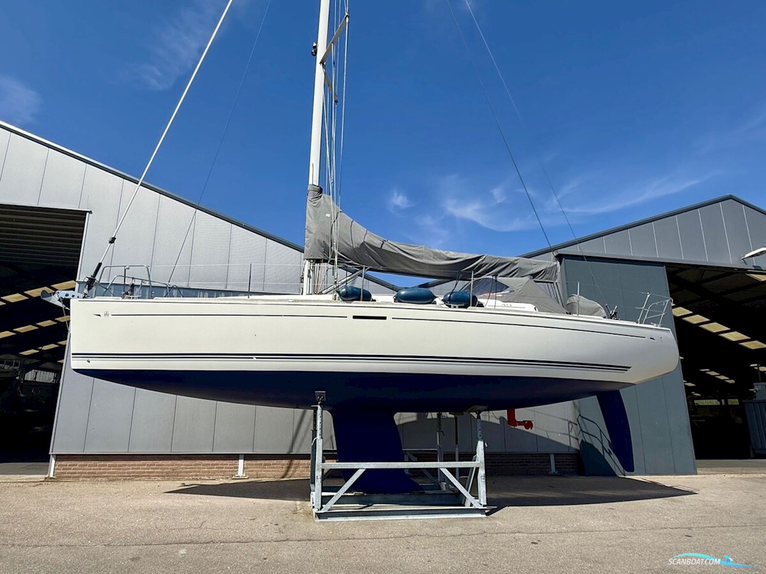 Dufour 40 Performance