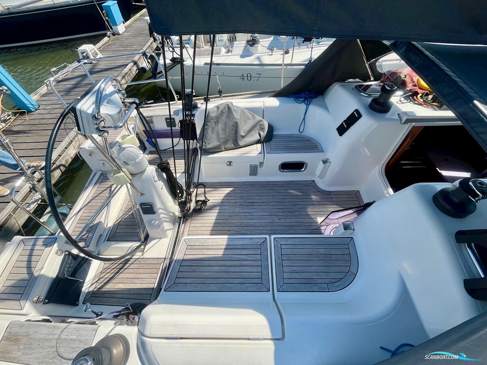 Dufour 40 Performance