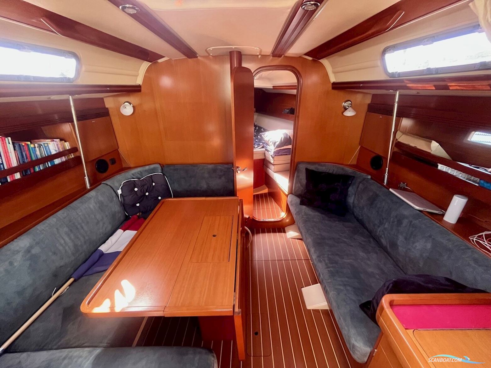 Dufour 40 Performance