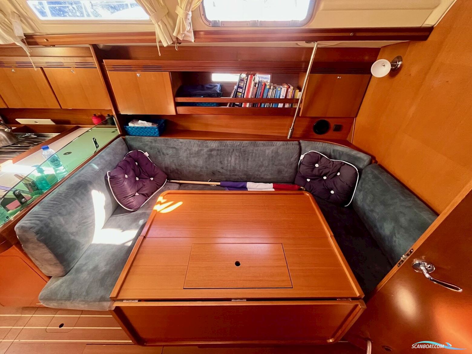 Dufour 40 Performance