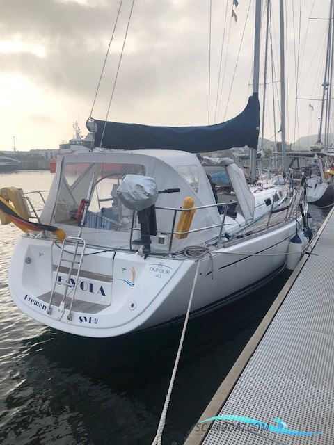 Dufour 40 Performance