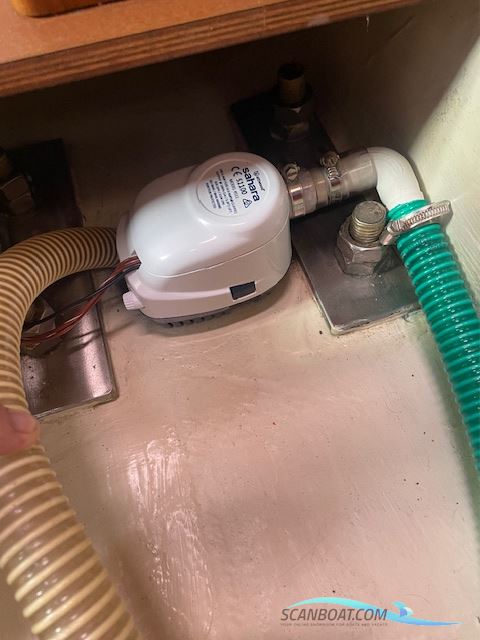 Dufour 40 Performance