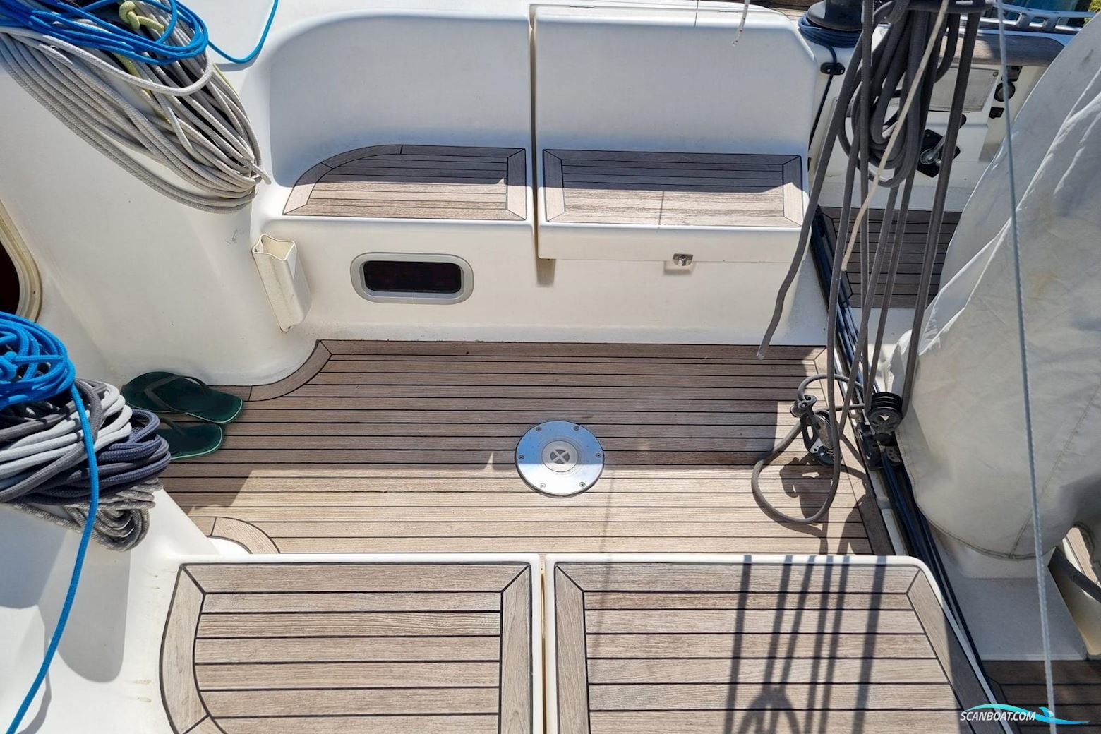 Dufour 40