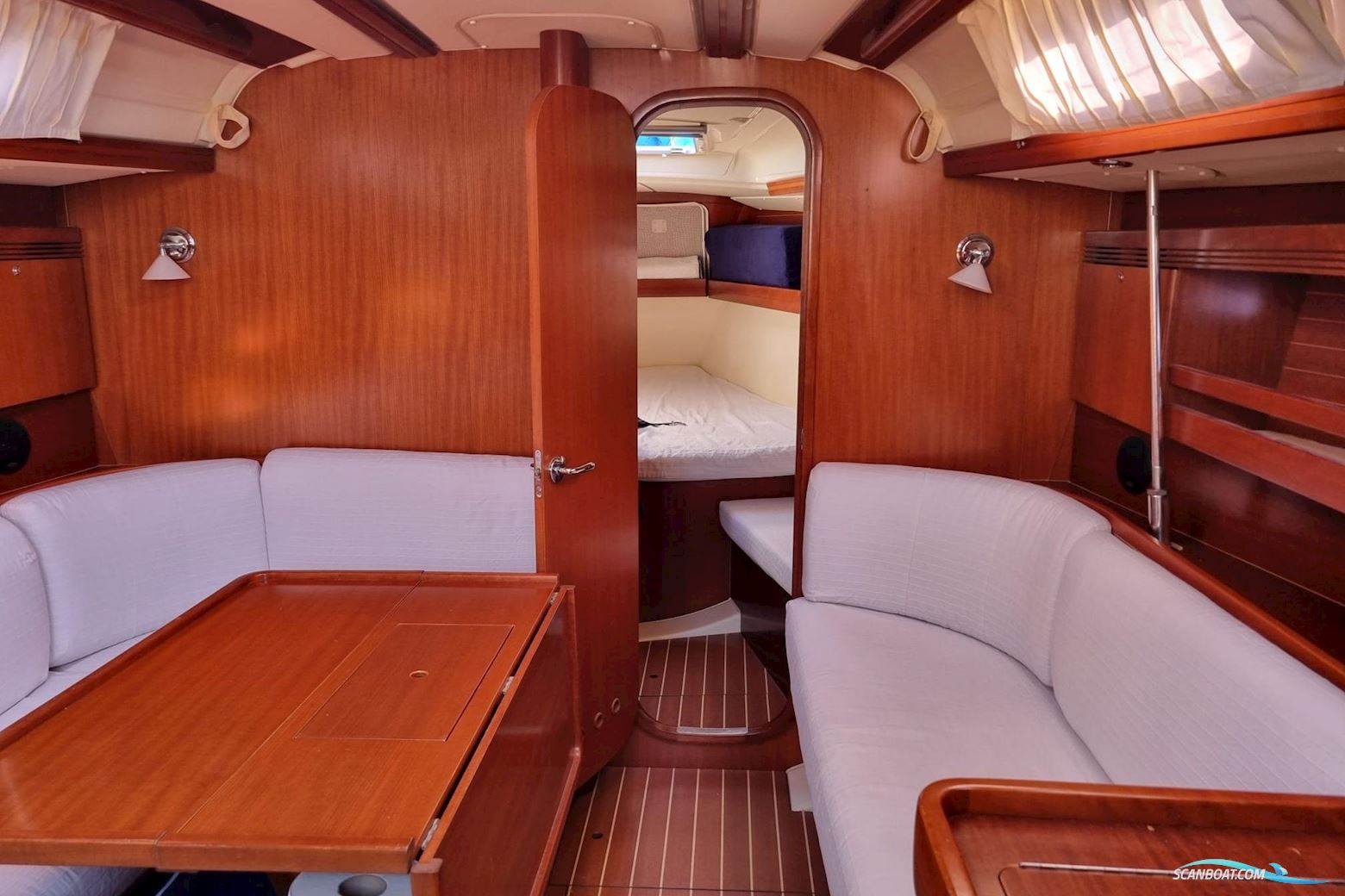 Dufour 40