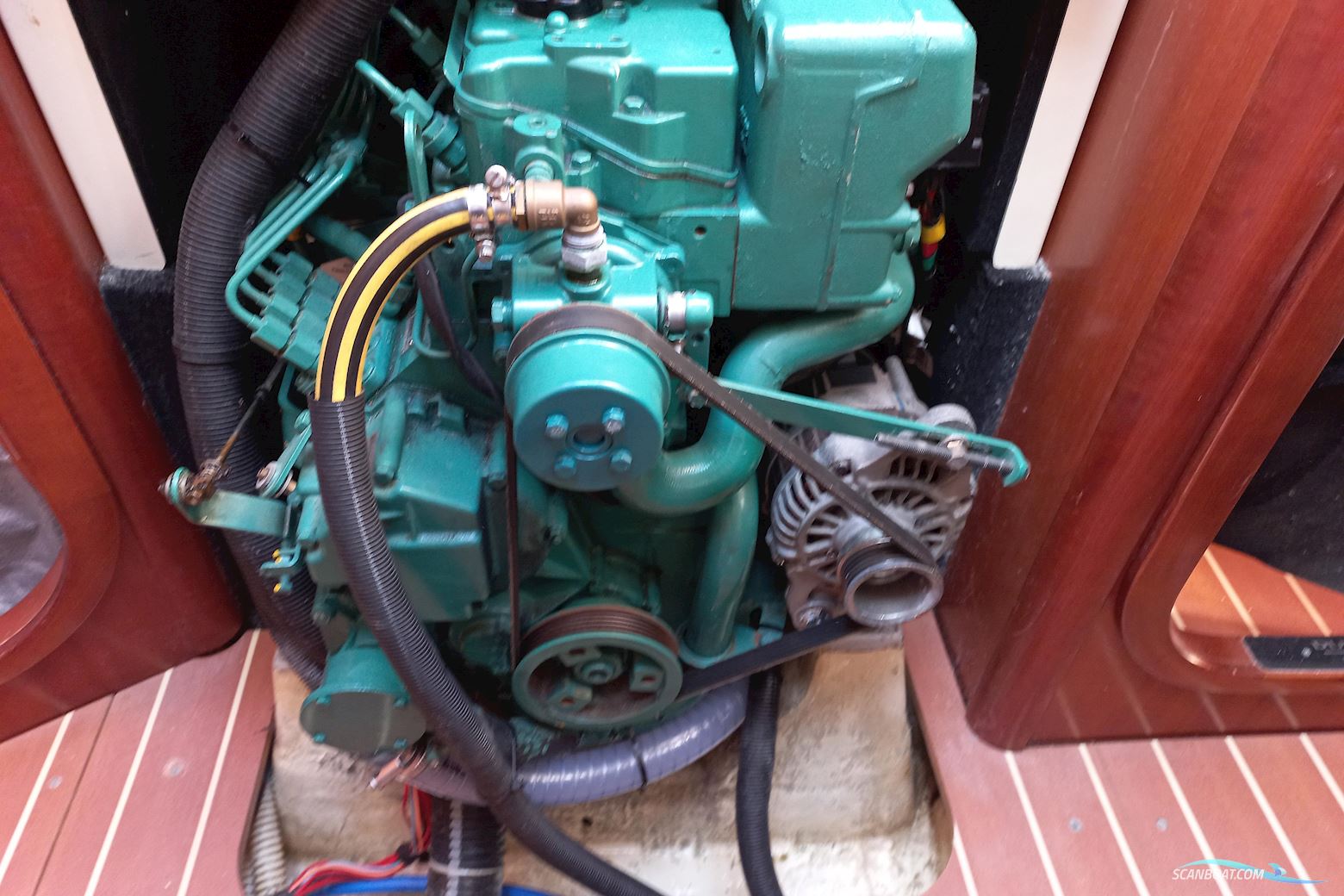 Dufour 40
