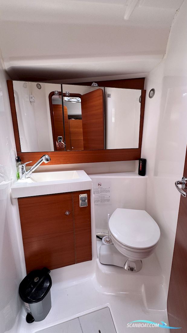 Dufour 410 Grand Large