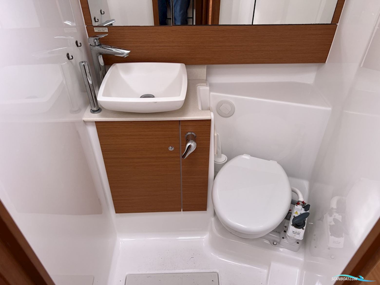 Dufour 430 GL