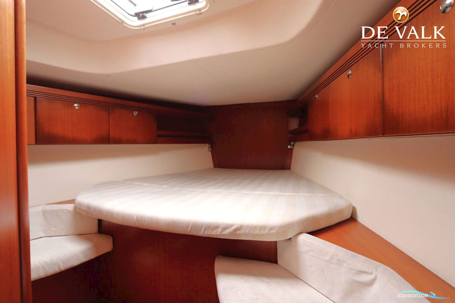 Dufour 44 Performance