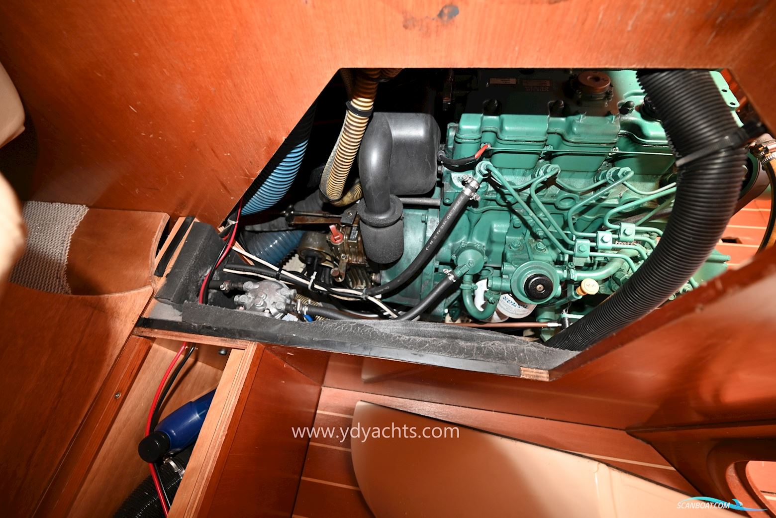 Dufour 44 Performance