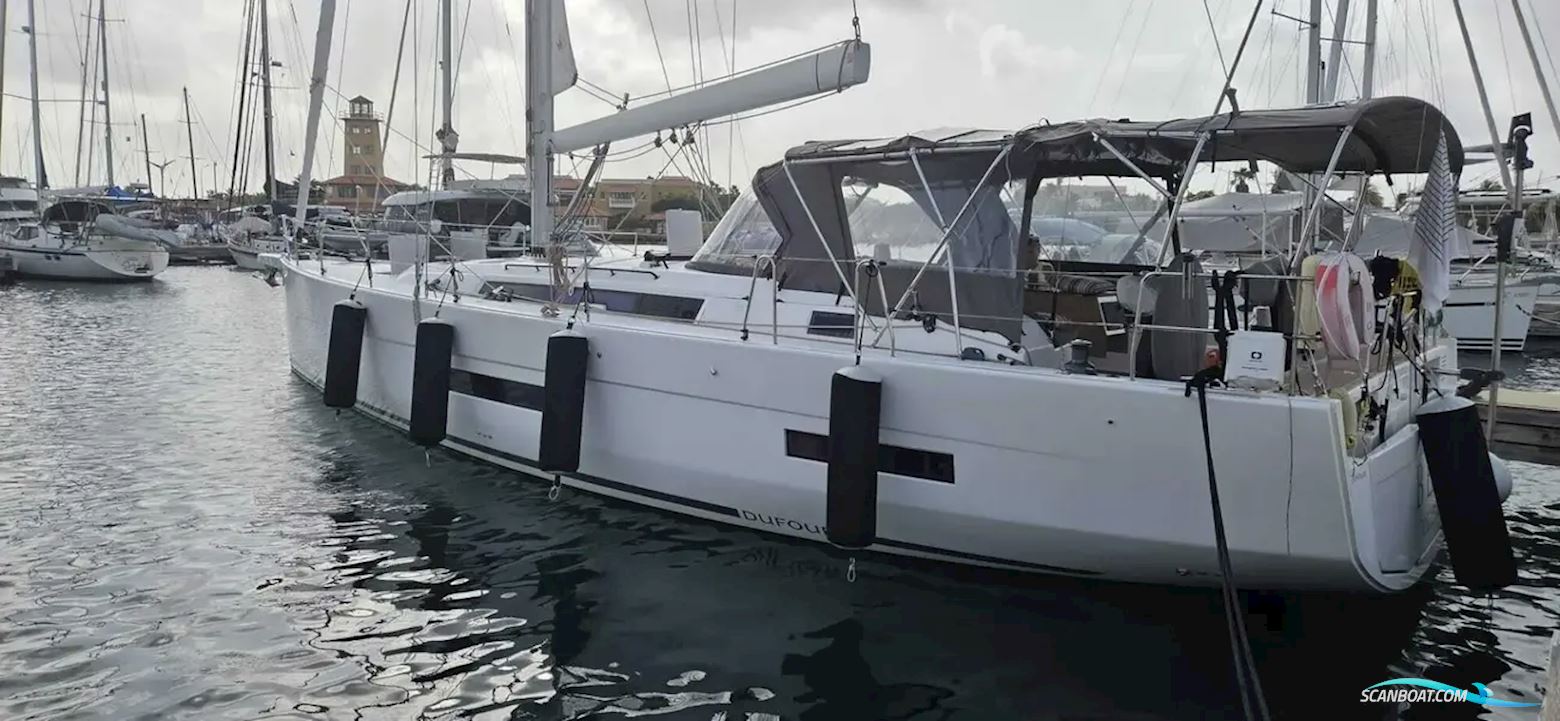 Dufour 530